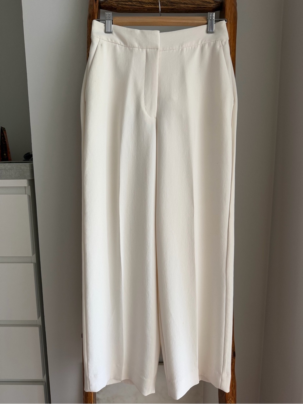 Aritzia The Limitless Pant in Light Birch, Size 4